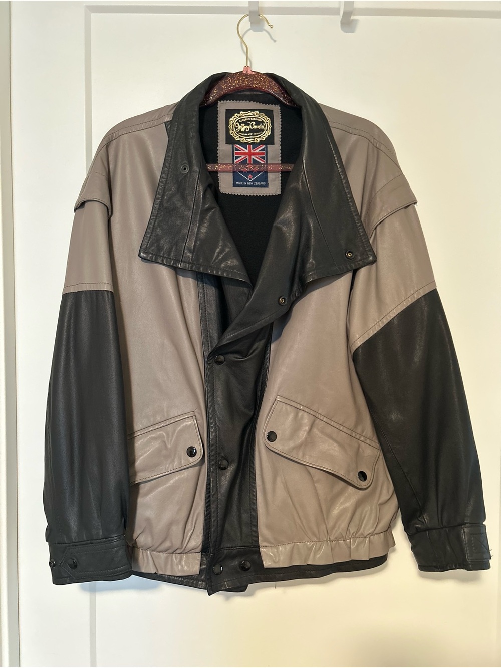VINTAGE Two-Tone Leather Bomber Jacket - Black & Gray Taupe